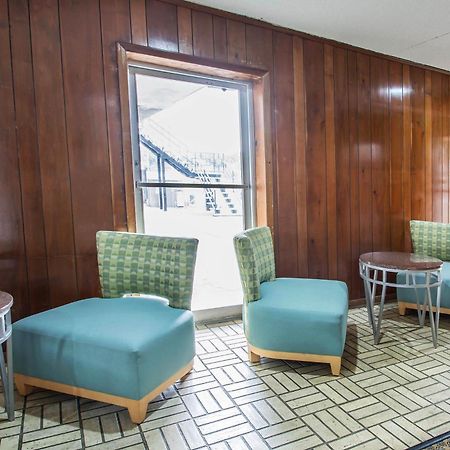 Rodeway Inn & Suites Winter Haven Chain Of Lakes Eksteriør billede