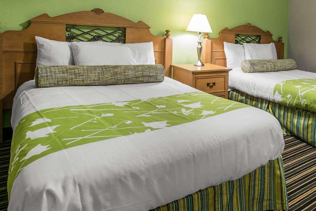 Rodeway Inn & Suites Winter Haven Chain Of Lakes Værelse billede