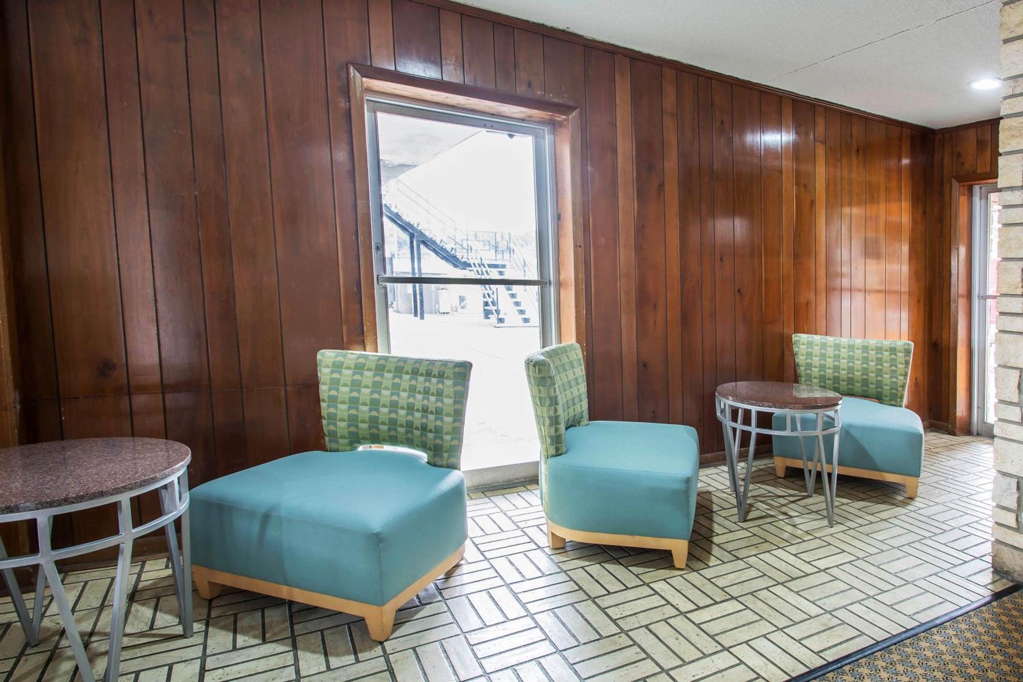 Rodeway Inn & Suites Winter Haven Chain Of Lakes Eksteriør billede