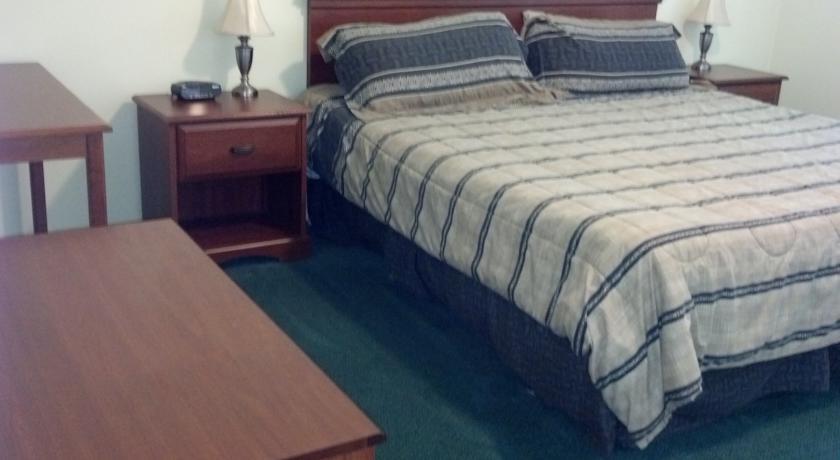 Rodeway Inn & Suites Winter Haven Chain Of Lakes Eksteriør billede