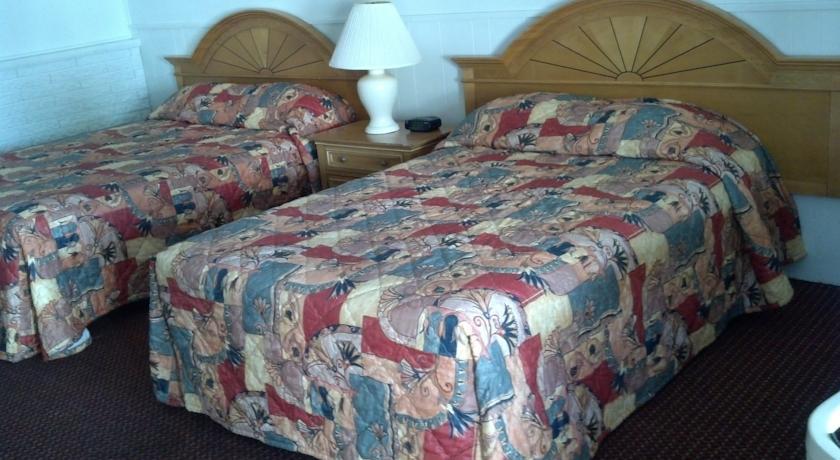 Rodeway Inn & Suites Winter Haven Chain Of Lakes Eksteriør billede